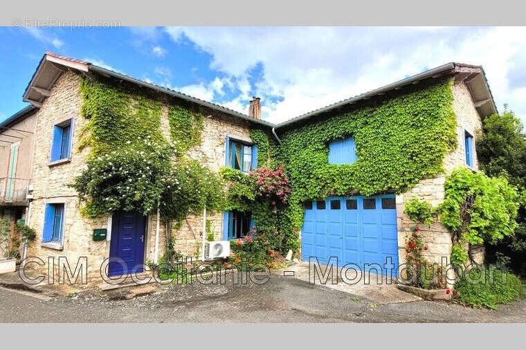 Maison 125 m² à Saint-Antonin-Noble-Val  - photo 2