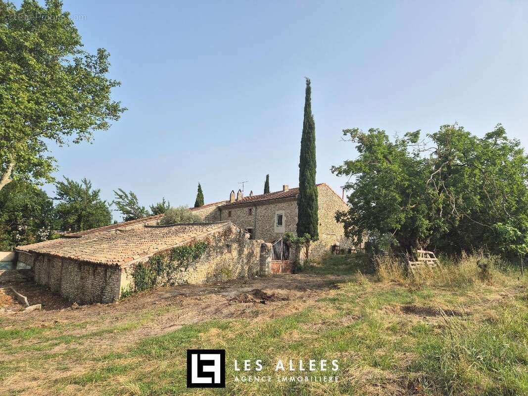 Maison à SAINT-GERVAIS-SUR-ROUBION