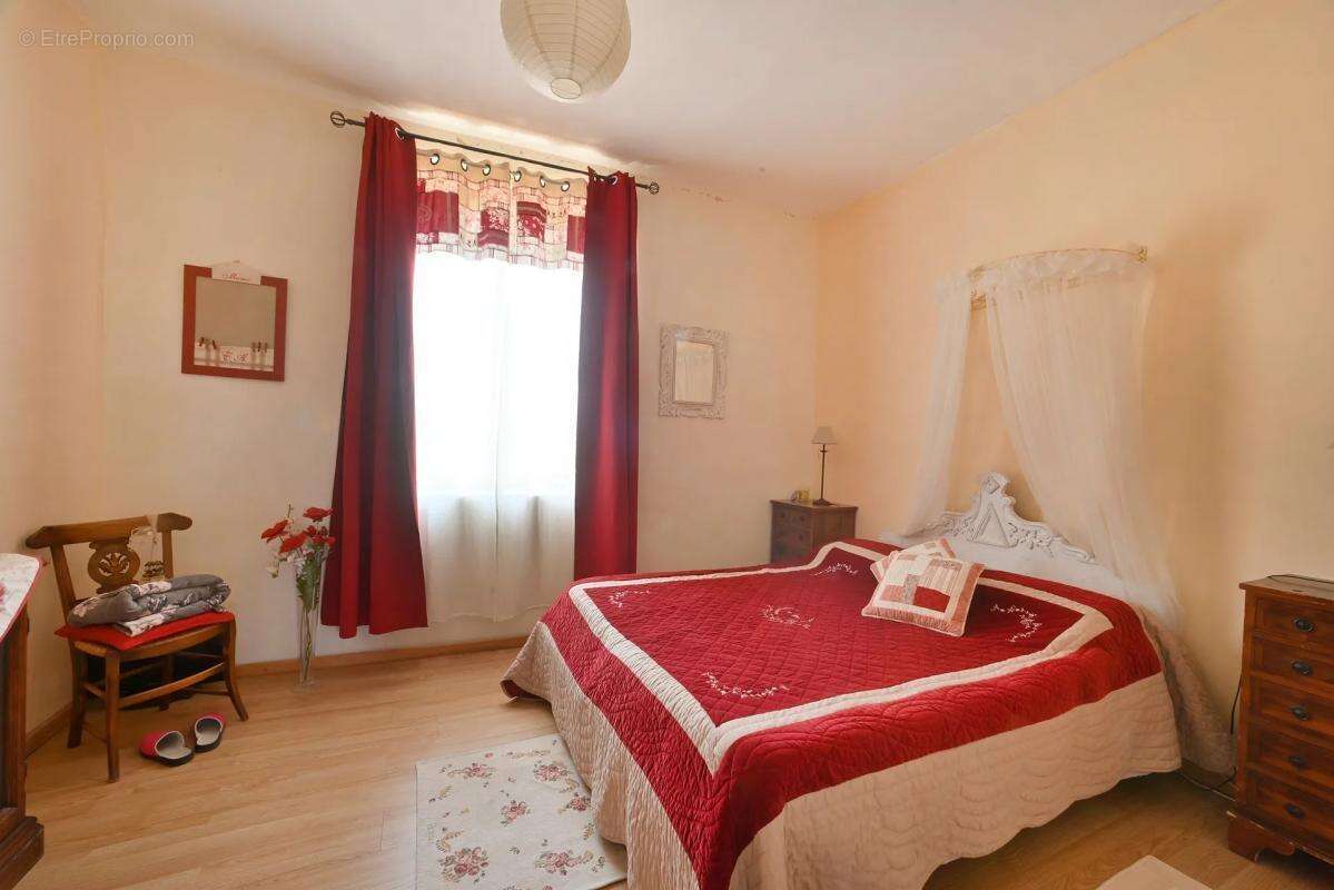 Maison à ROCHEFORT-DU-GARD