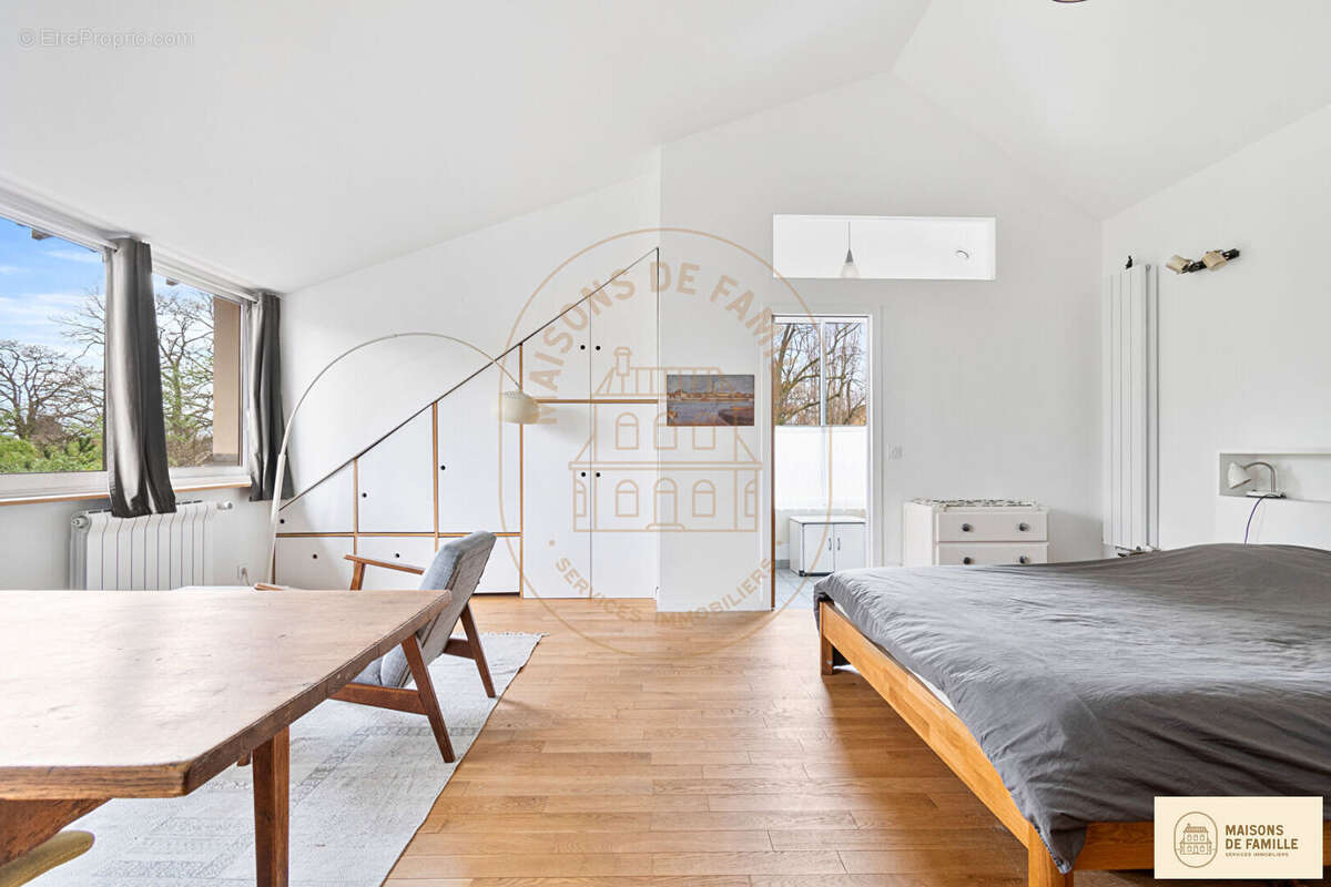 Maison à LE VESINET