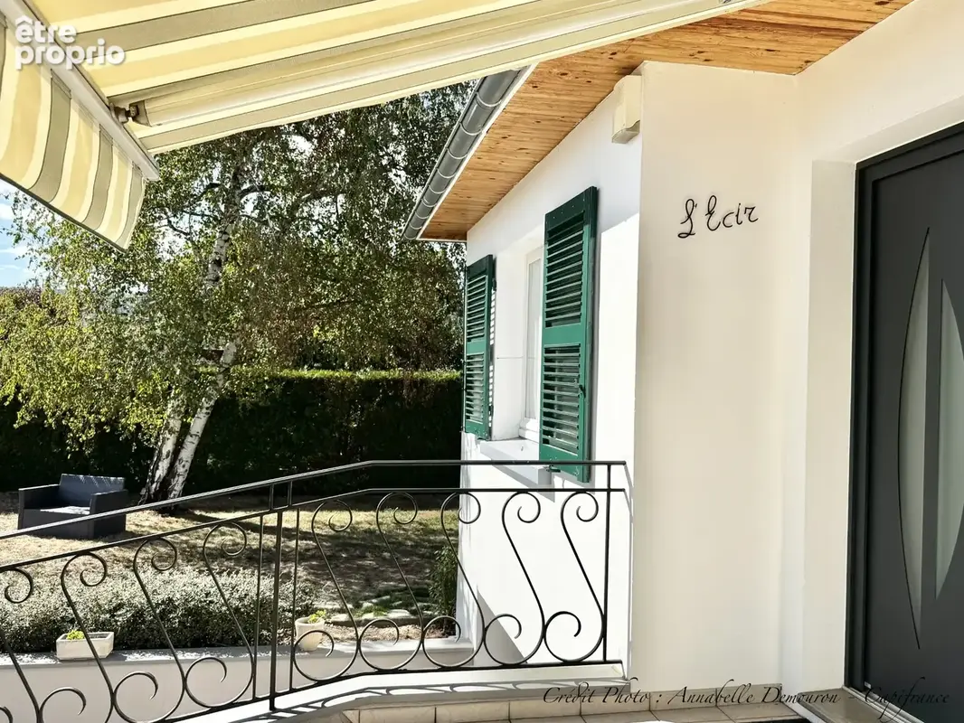 MOZAC – Maison de plain-pied 3 chambres/bureau – PISCINE – TERRAIN divisible de 2324 M² – Garages - photo 29