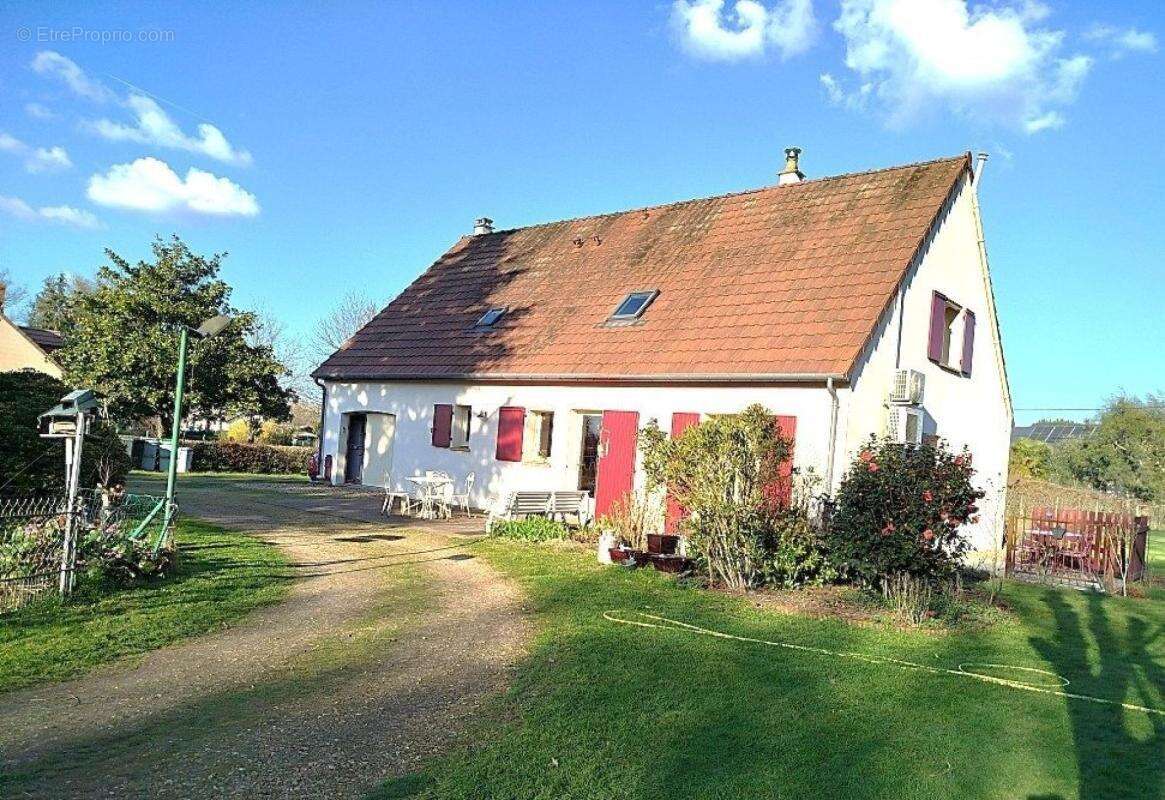Maison à FILLE