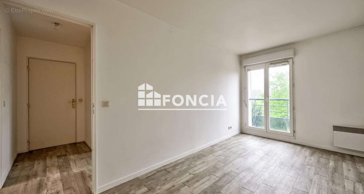 Appartement à SAINT-CYR-L&#039;ECOLE