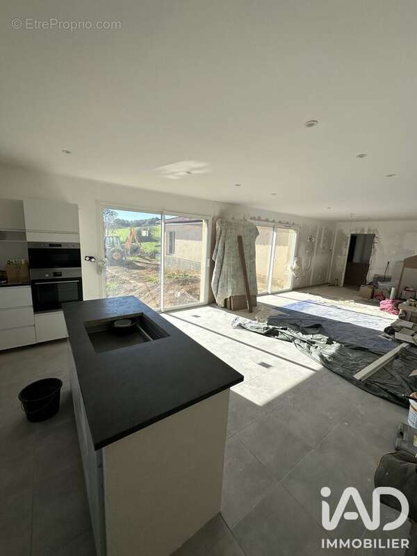 Maison 147 m² à Moumoulous  - photo 2