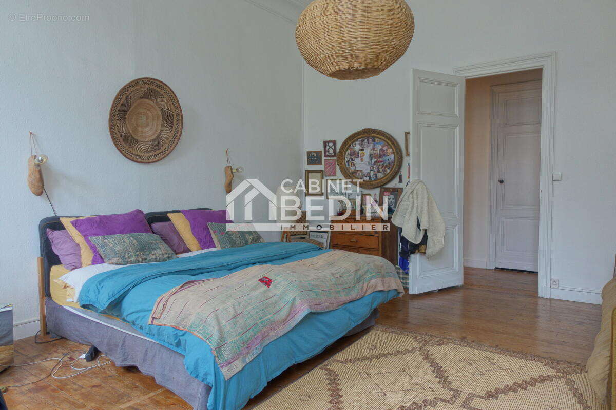 Appartement à BORDEAUX