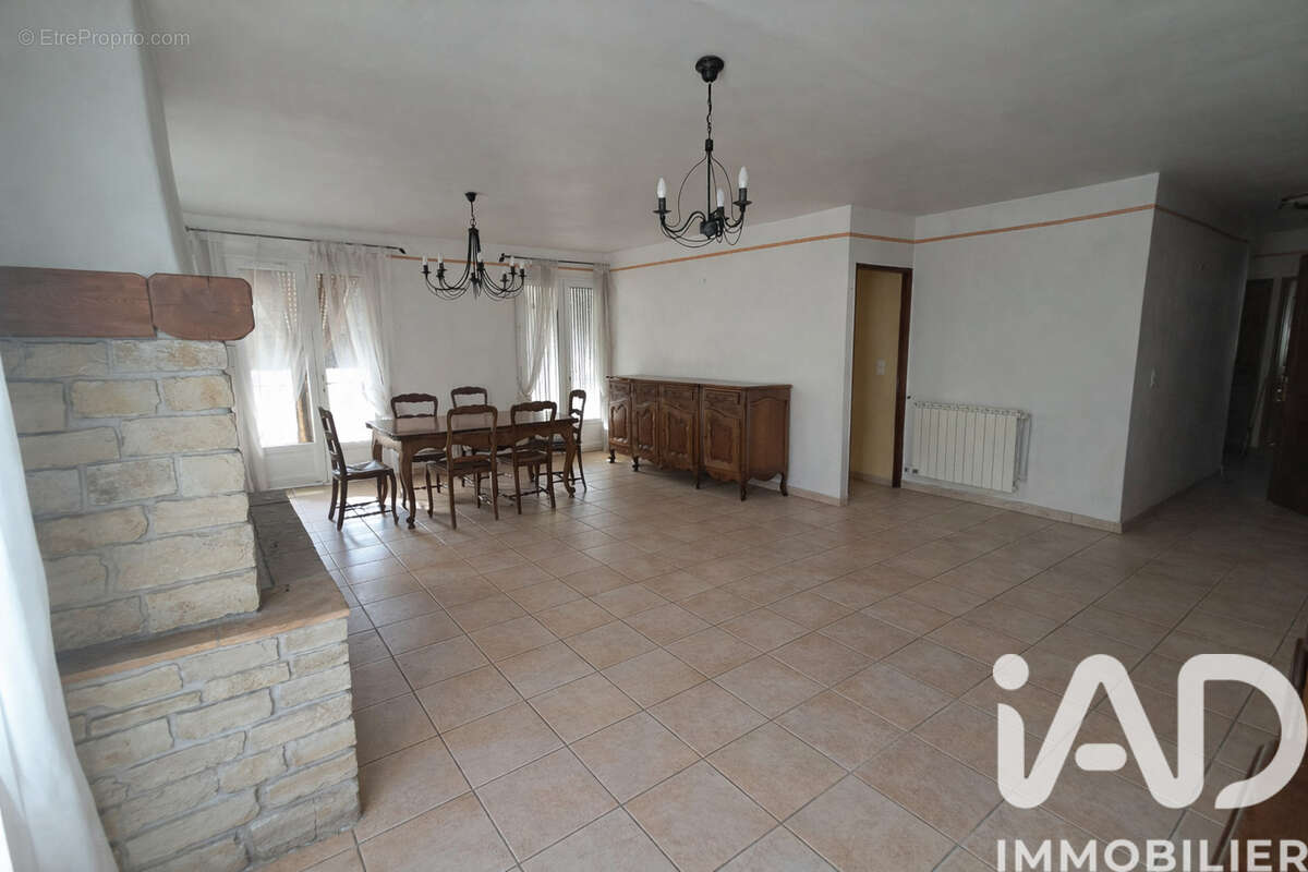 Maison 111 m² à L'estrechure  - photo 6