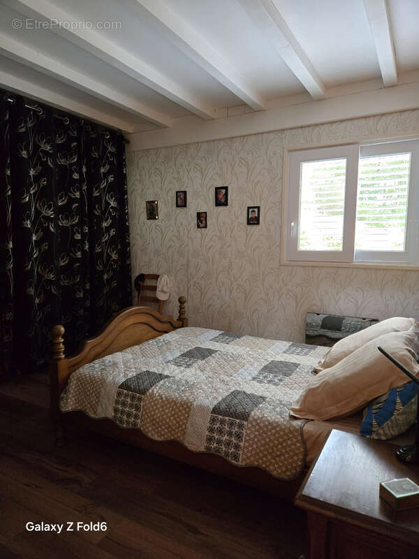 A vendre st jean du bruel - ensemble de 2 chalets sur un terrain d environ 7000 m2 - photo 10