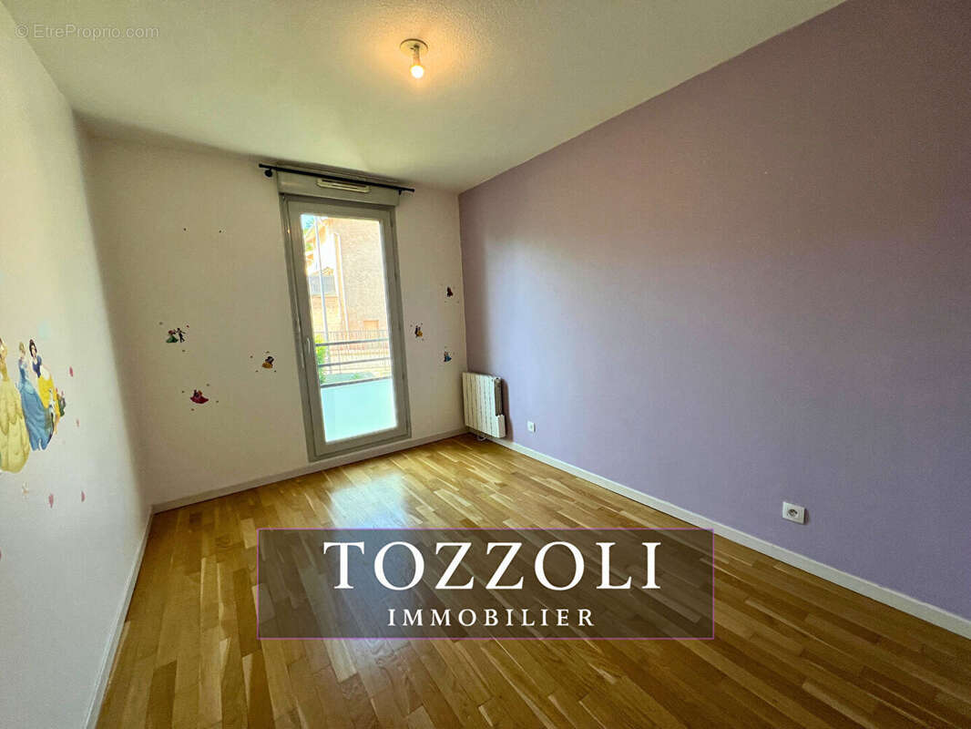 Appartement à SAINT-LAURENT-DE-MURE