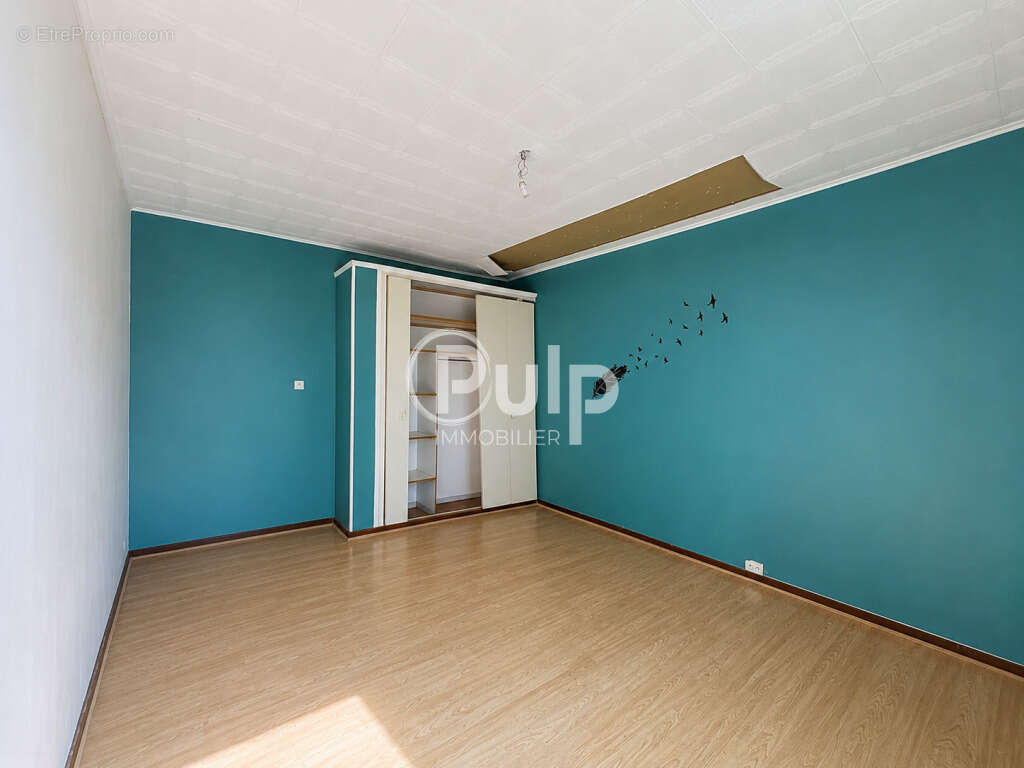 Ancienne fermette à rénover à Bonnières avec plus de 1 600 m² de terrain - photo 5