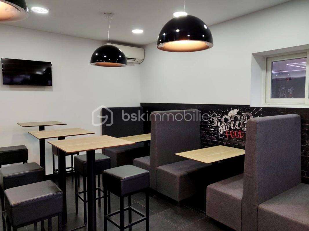 Commerce à MANDELIEU-LA-NAPOULE