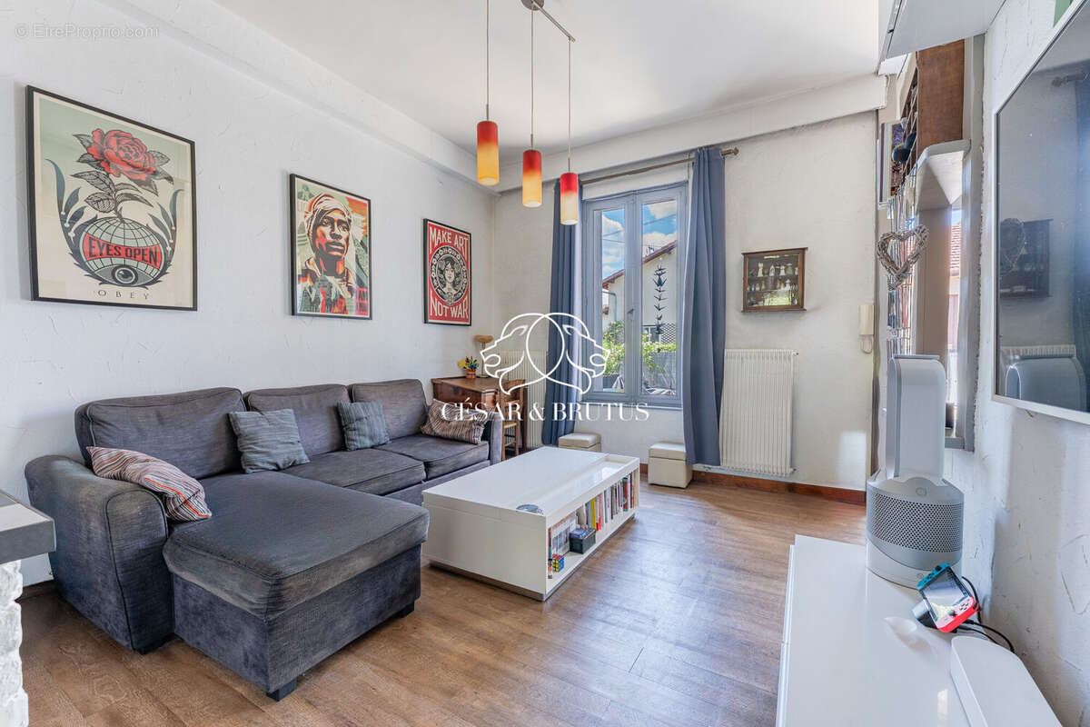 Maison à VILLEURBANNE