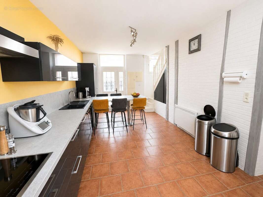 Maison à MARIGNY-LE-CHATEL