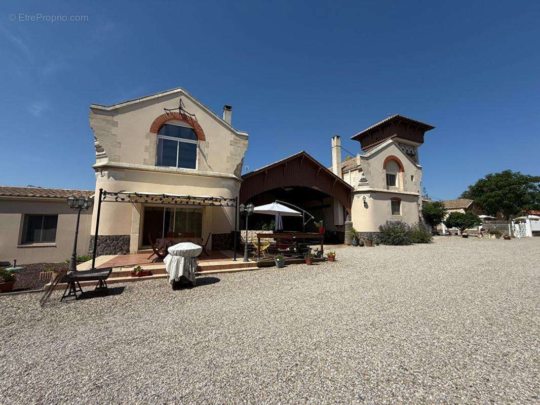 Maison à VIAS
