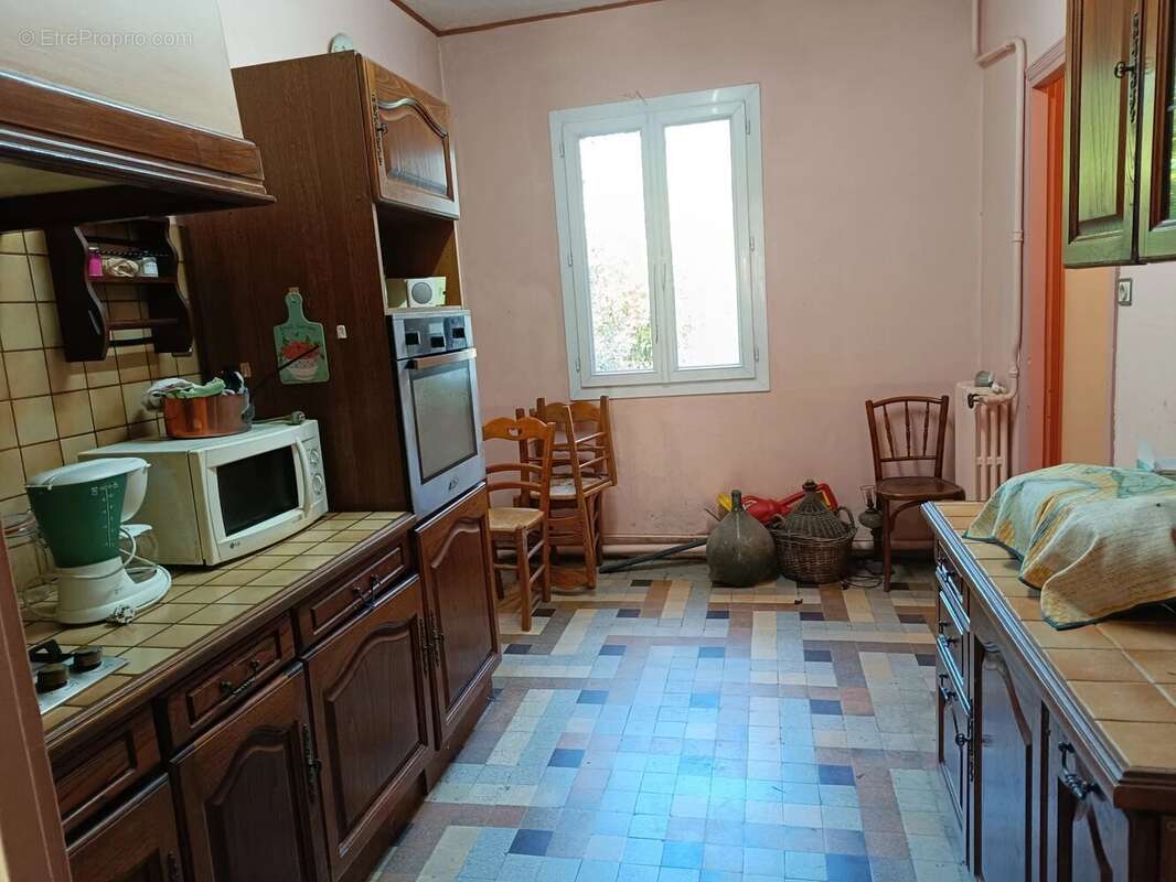 Maison à MONTELIMAR