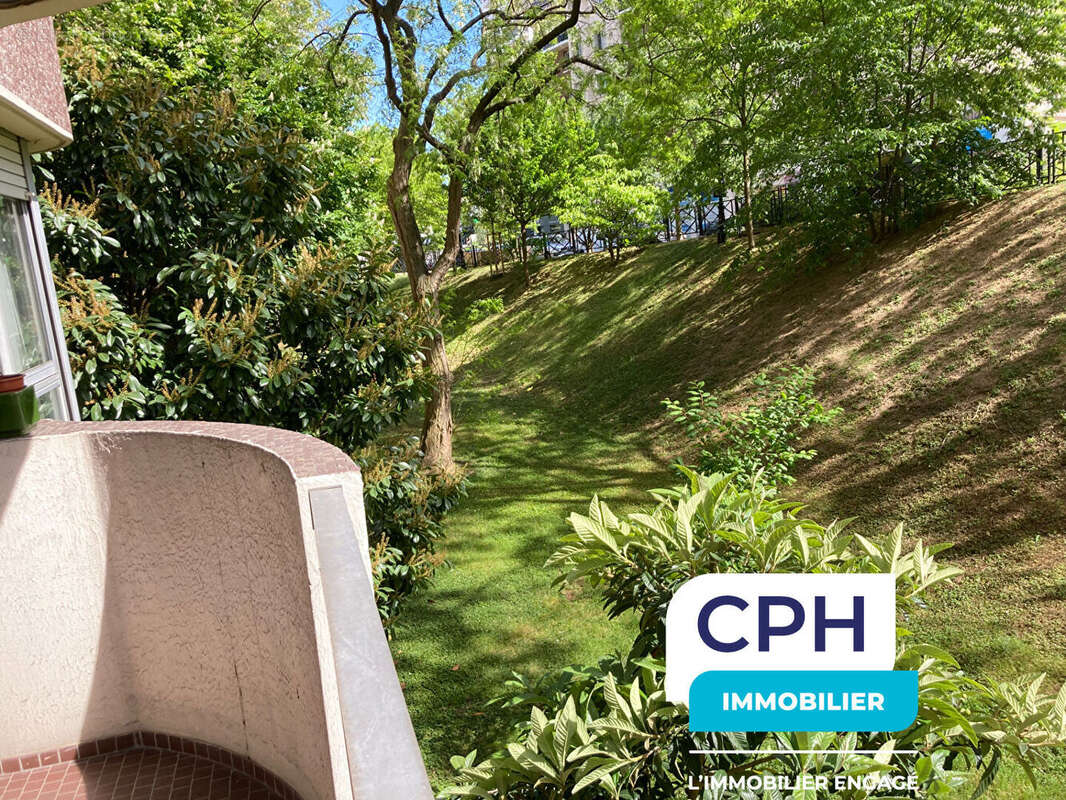 Appartement à COURBEVOIE