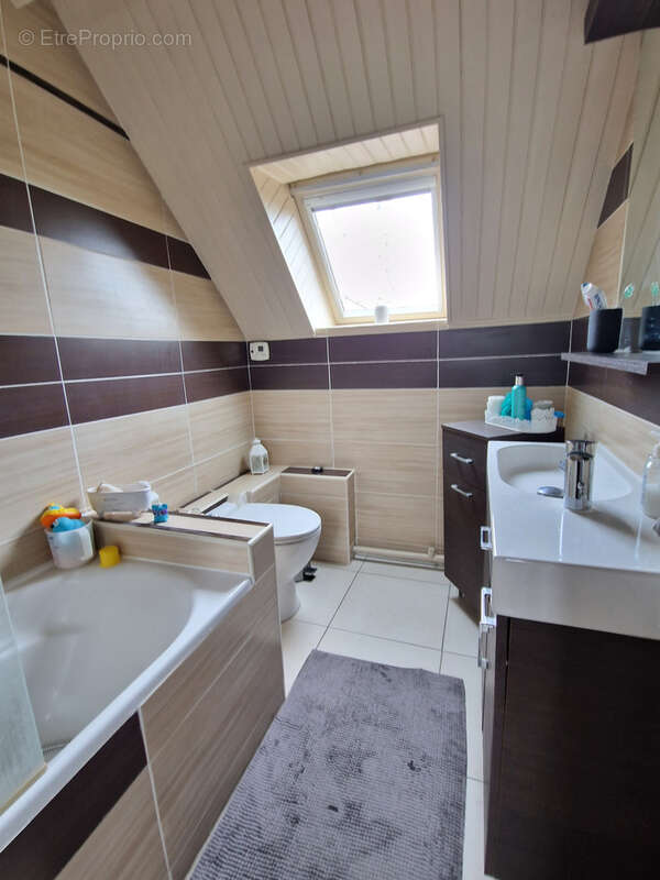 Maison à MAGNANVILLE