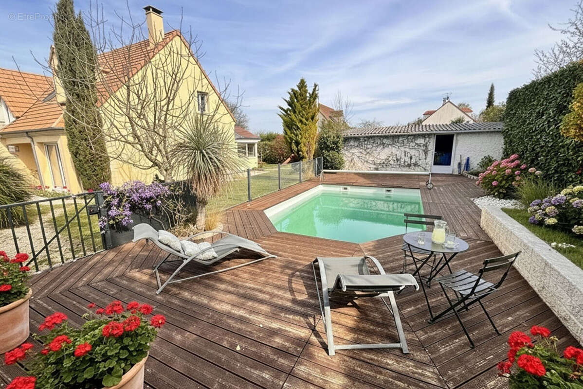 Maison à MARCOUSSIS