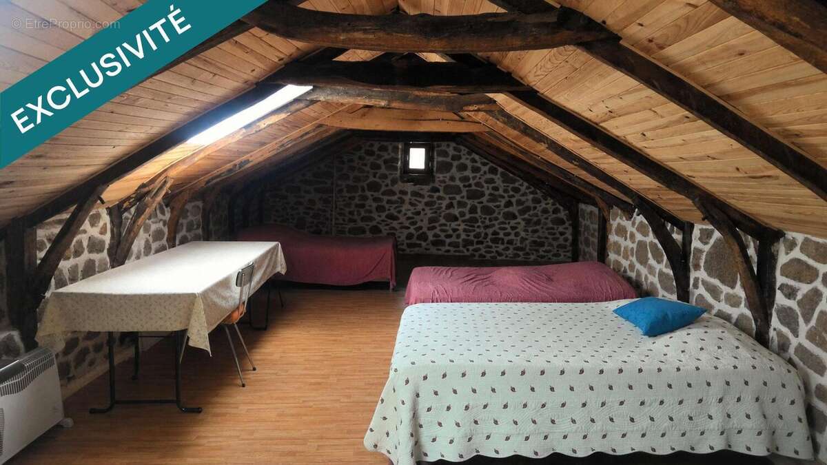 Maison 70 m² à Chaneac  - photo 4