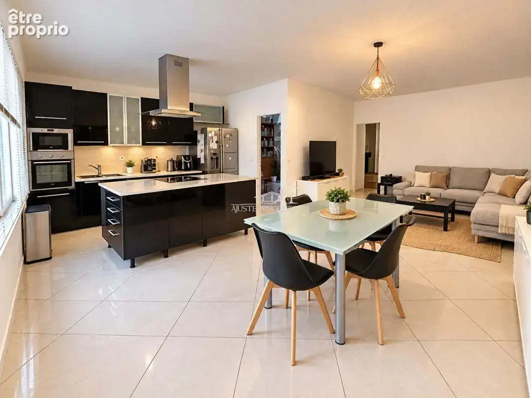 Maison à MARSEILLE-3E