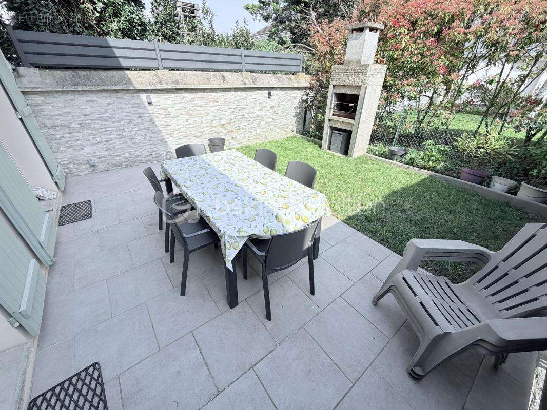 Maison à CORBEIL-ESSONNES