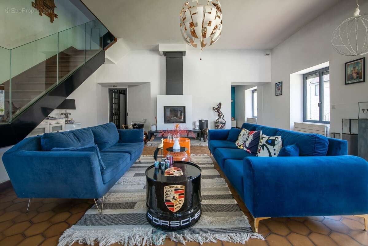 Maison à FONTAINEBLEAU