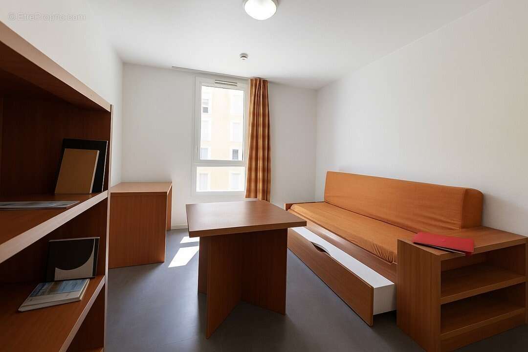 INVESTISSEMENT LOCATIF  Ivry-sur-Seine  Résidence Étudiante Le Kléber  5,68 % de rentabilité - photo 3