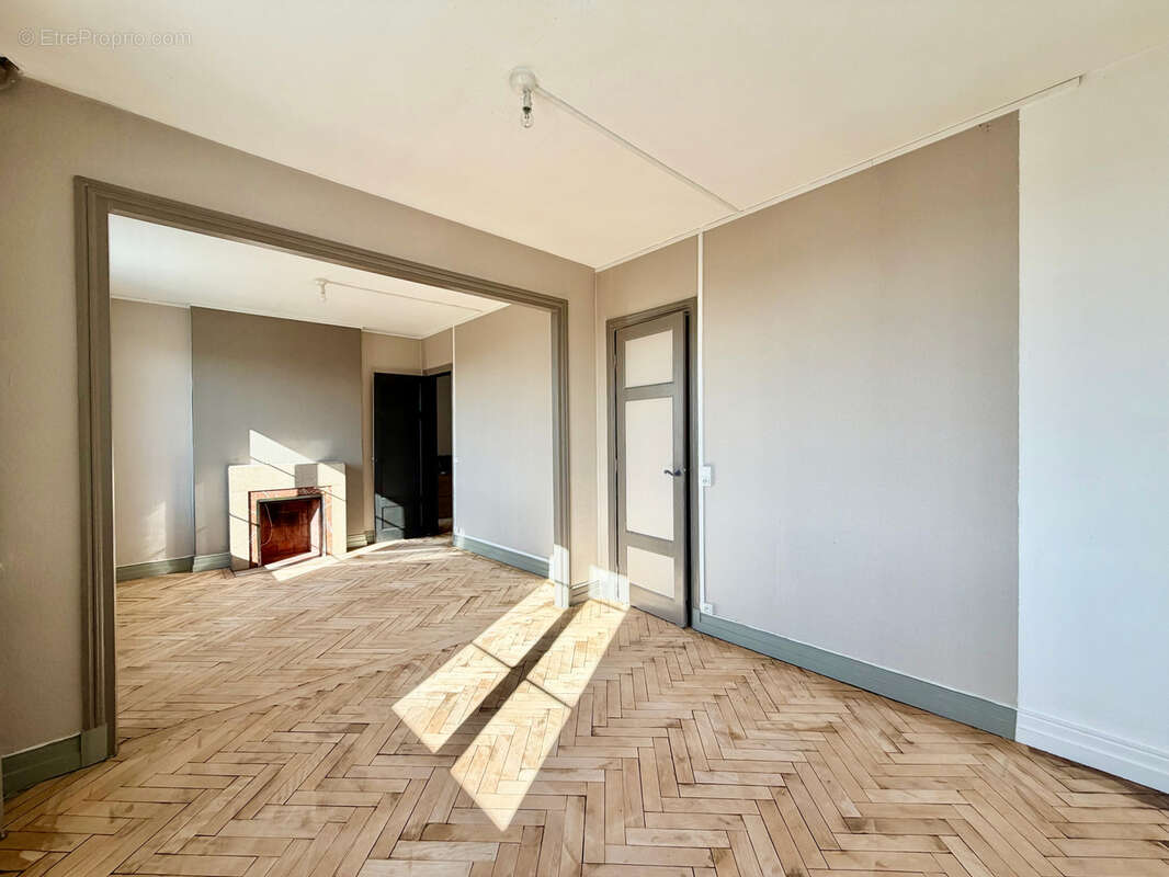 Appartement à MARCQ-EN-BAROEUL