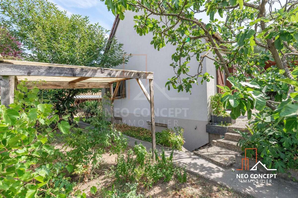 Maison familiale 124 m² habitables – 149 m² au sol – Terrain de 7,16 ares - photo 17