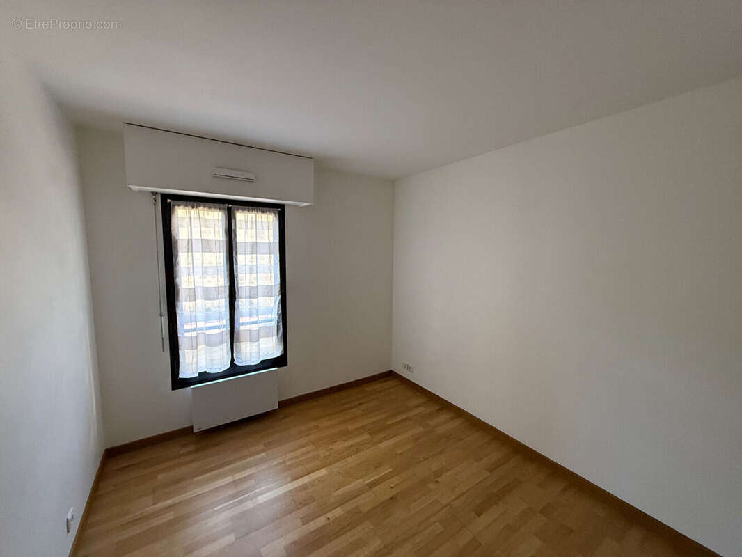 Appartement à MAISONS-LAFFITTE