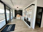 Commerce à FARGUES-SAINT-HILAIRE