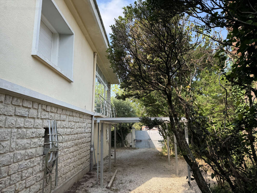 Maison à CLERMONT-L'HERAULT