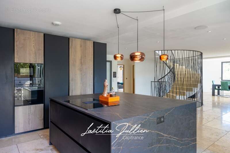 Maison à MARSEILLE-11E