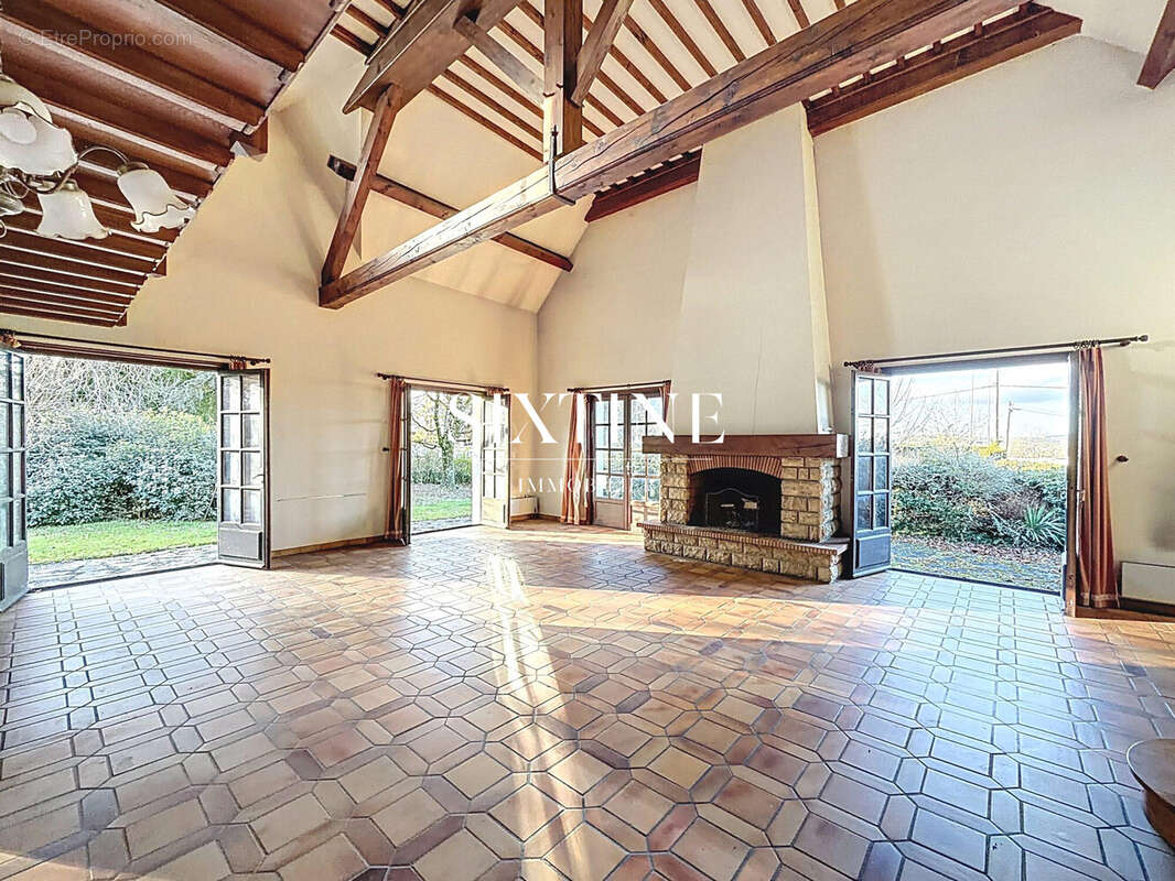Maison à BOURGOIN-JALLIEU