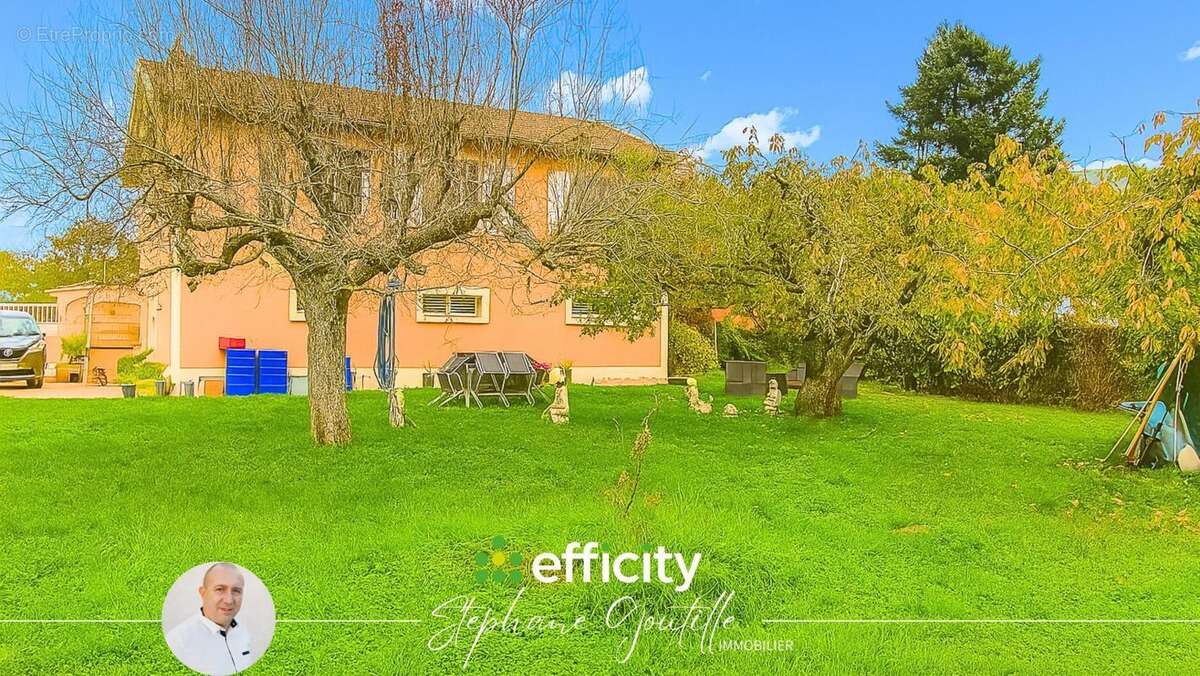 Maison à PONTCHARRA-SUR-TURDINE