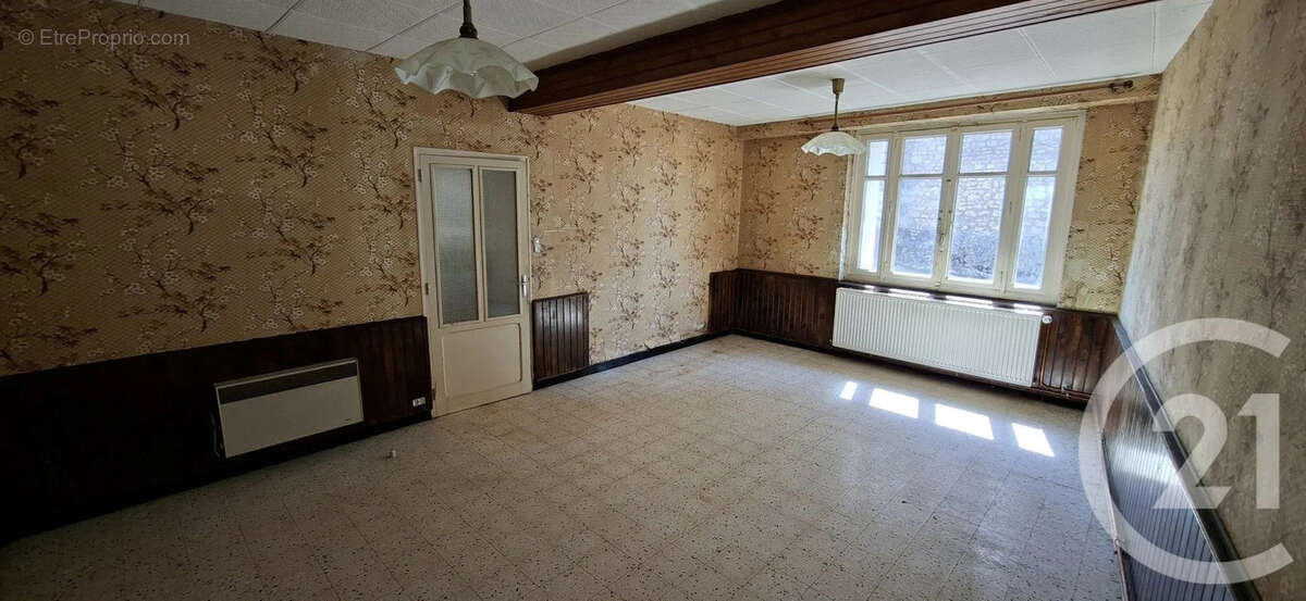 Maison 100 m² à Neuvy-En-Dunois  - photo 5