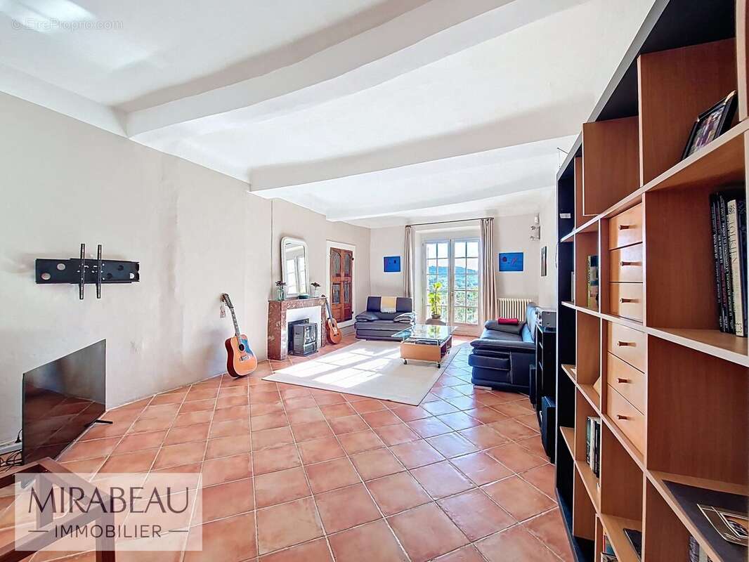 Maison à BEAUMONT-DE-PERTUIS