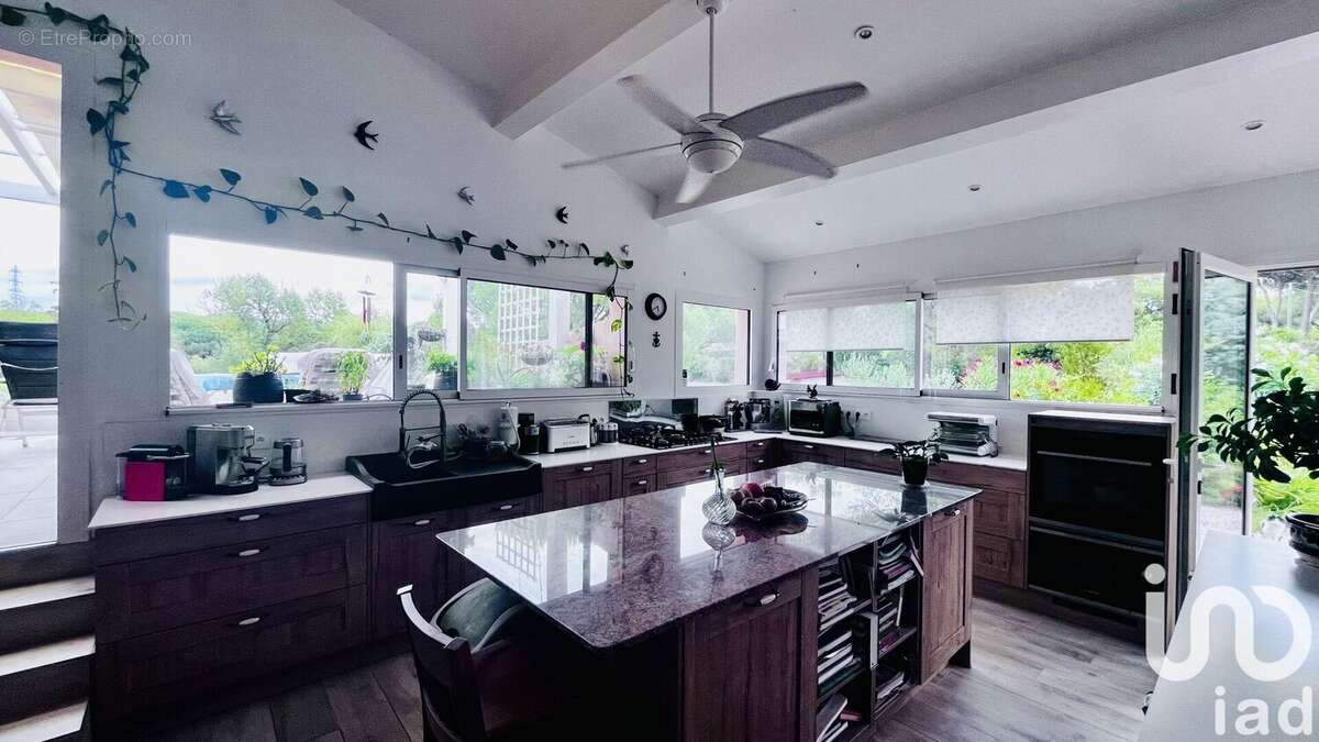 Photo 3 - Maison à PUGET-SUR-ARGENS