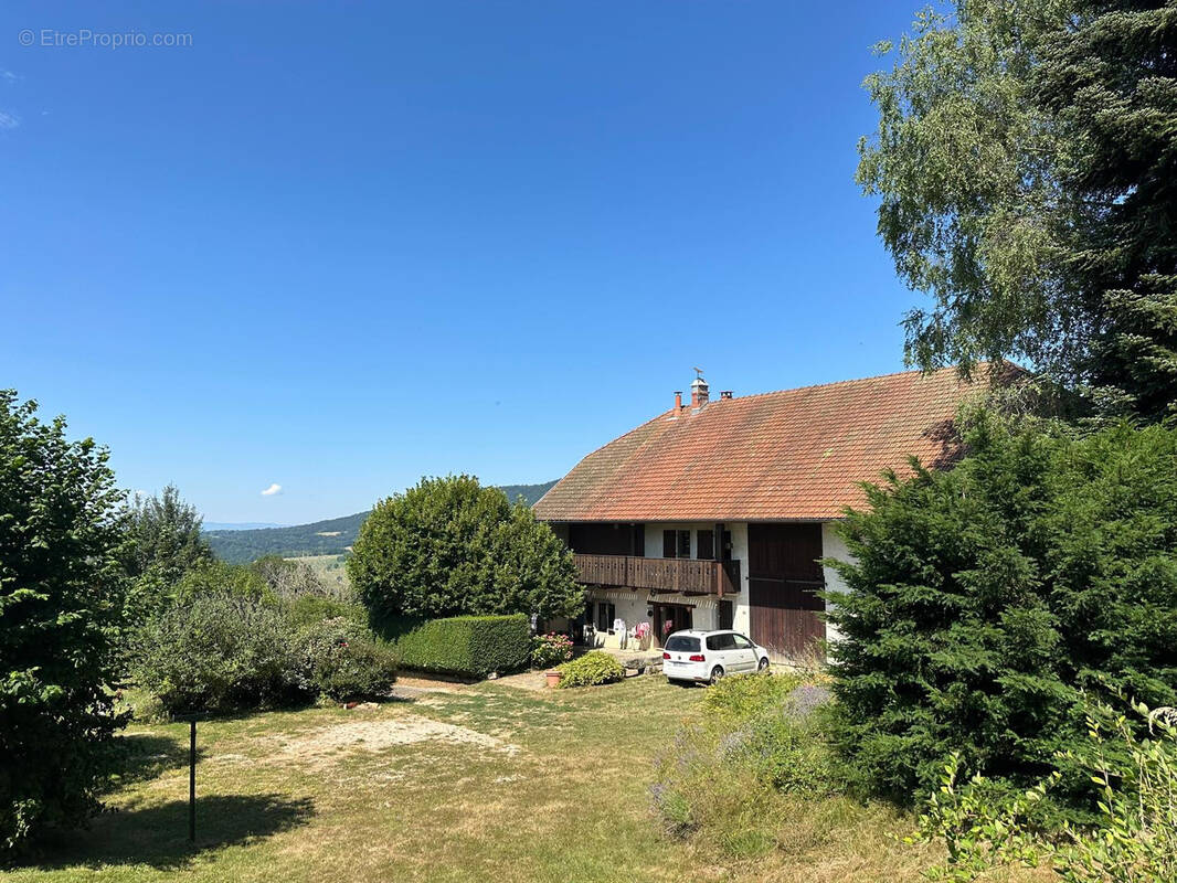 Maison à MENTHONNEX-EN-BORNES