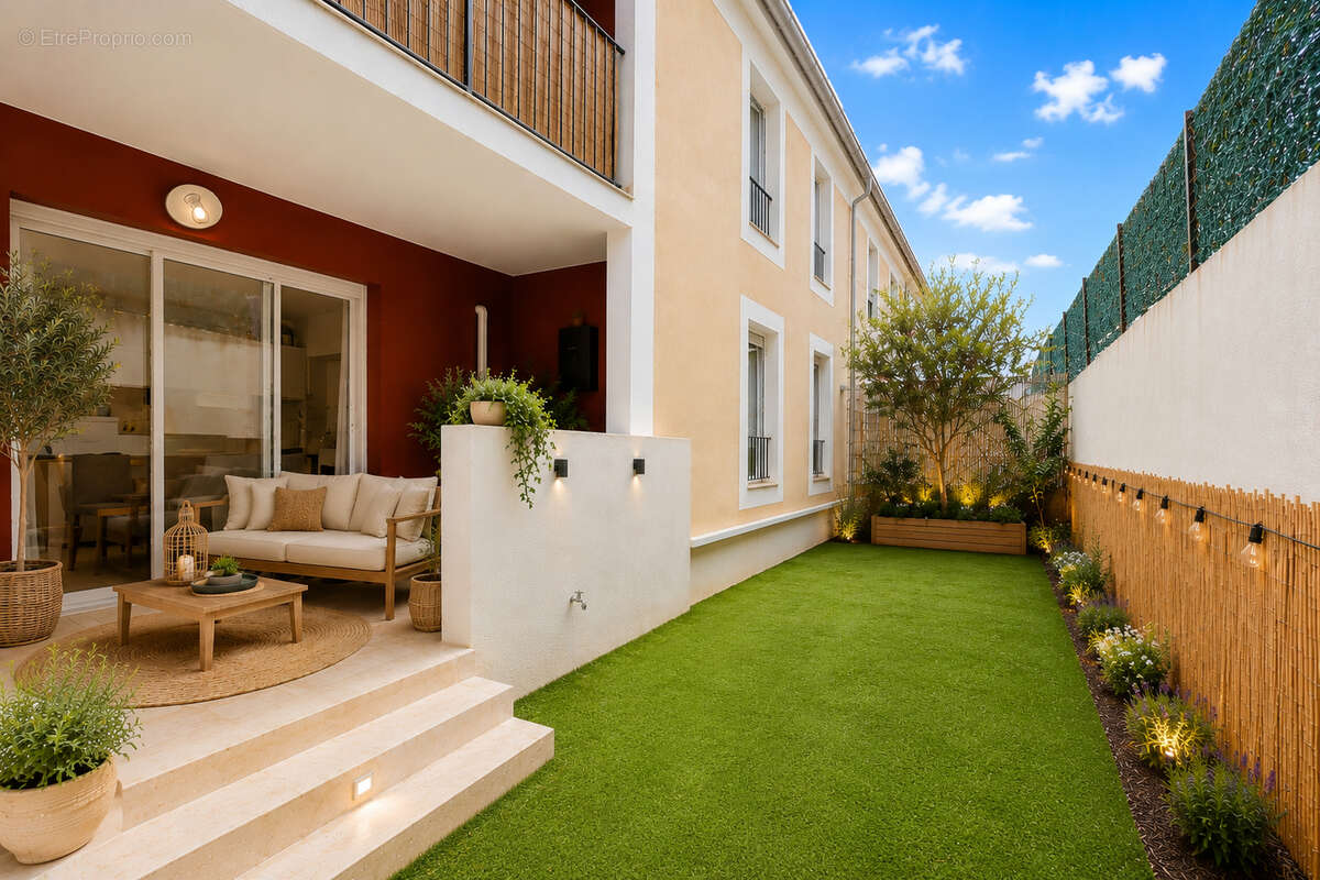 Appartement à MAUGUIO