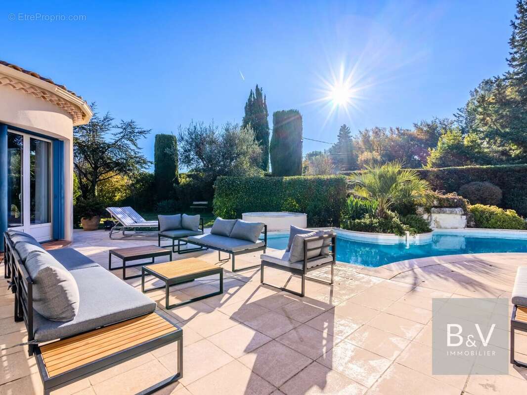 Maison à MOUANS-SARTOUX