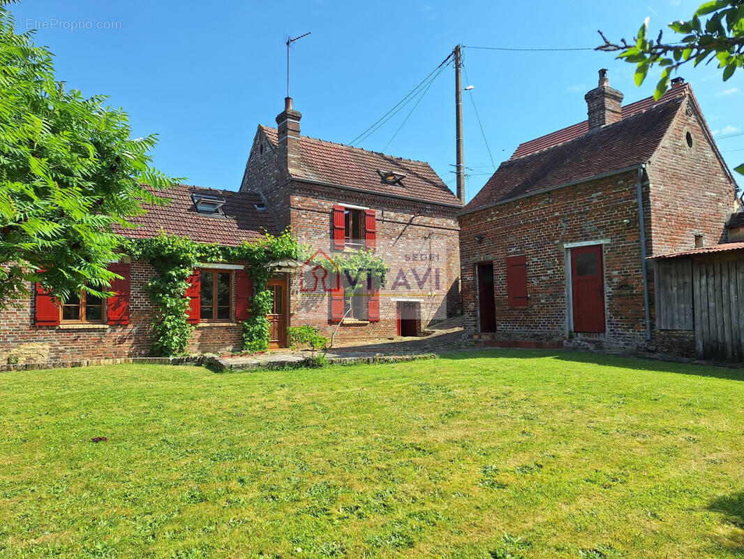 Maison à LACHAPELLE-AUX-POTS