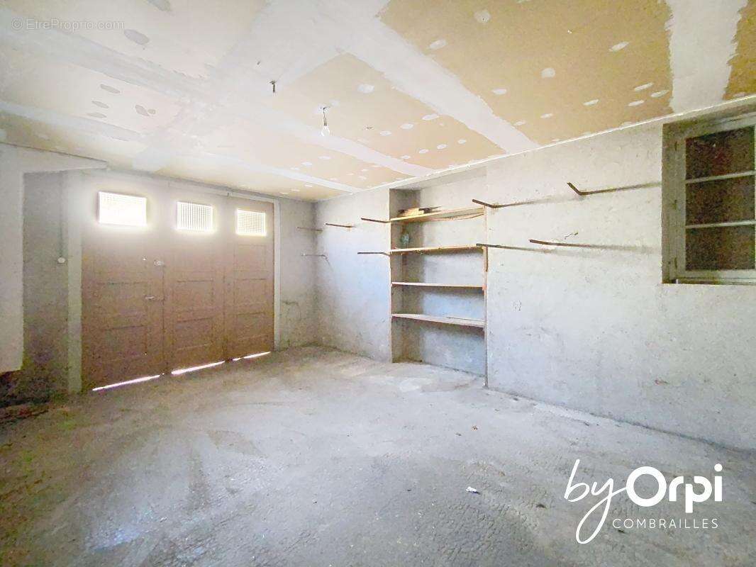 Maison à SAINT-ELOY-LES-MINES