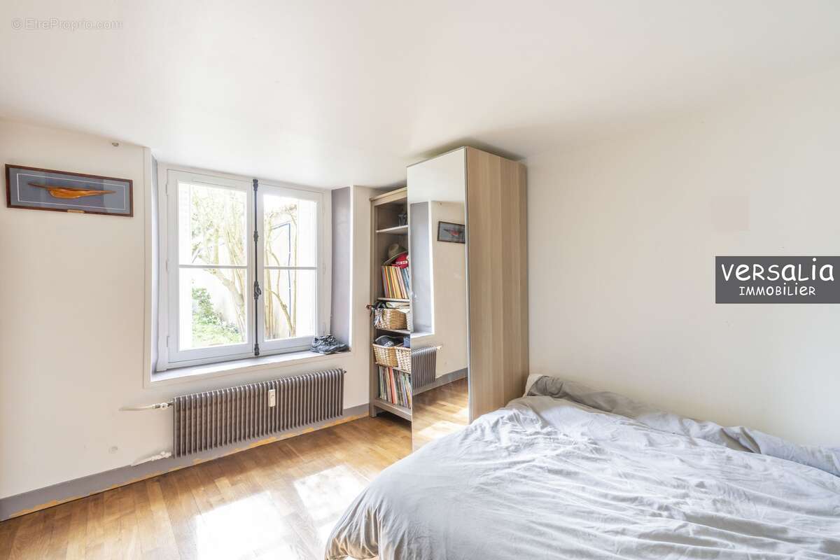 6 Pièces de 128 m² avec un jardin de 400 m². Versailles centre.  - photo 12