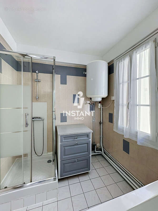 Appartement 35 m² à Choisy-Le-Roi  - photo 4