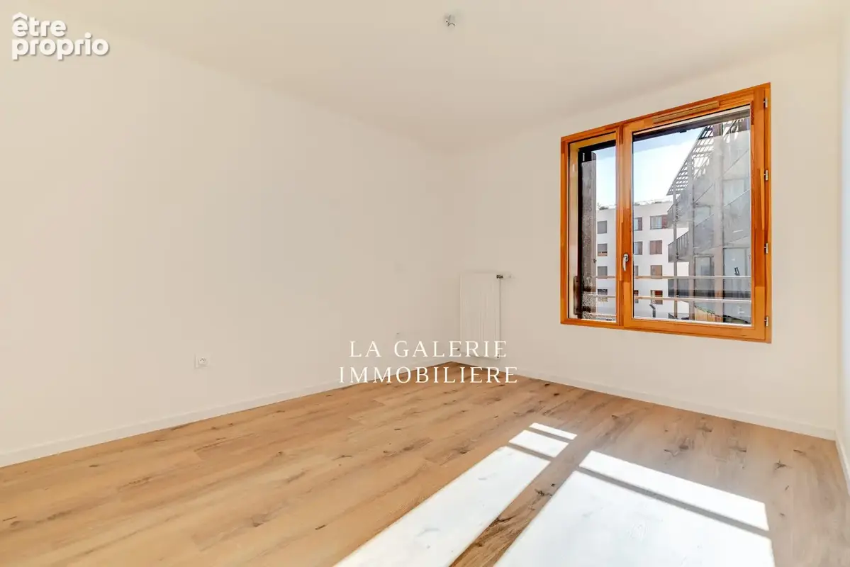 Appartement 3 pièces 67 m² à vendre à La Garenne-Colombes (92250) - photo 4