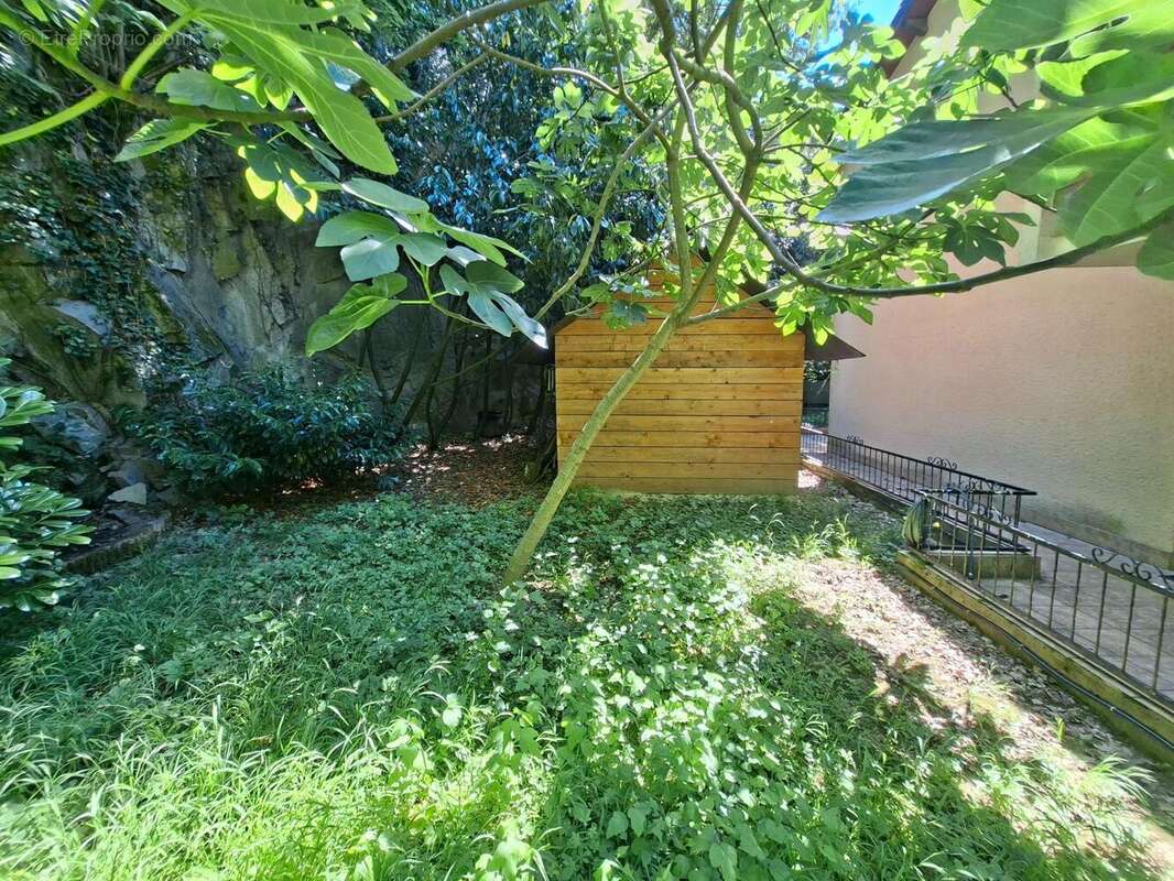 Photo 9 - Appartement à OULLINS