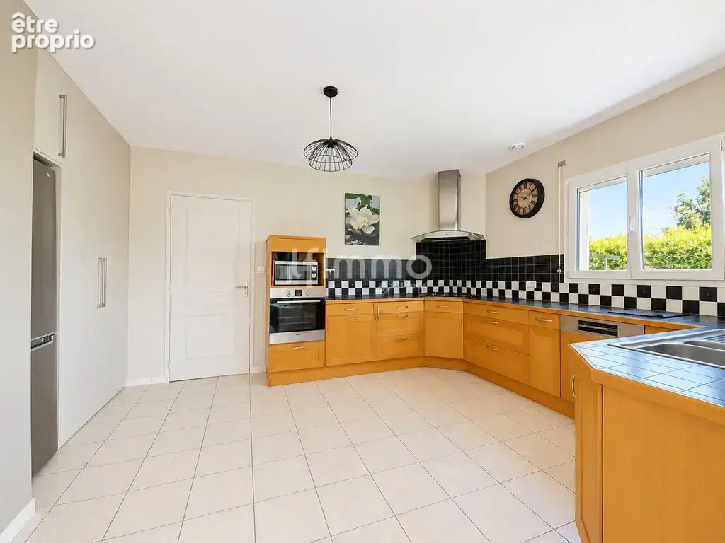 Maison de 6 pièces, 150 m² à Cast (29150) - photo 7