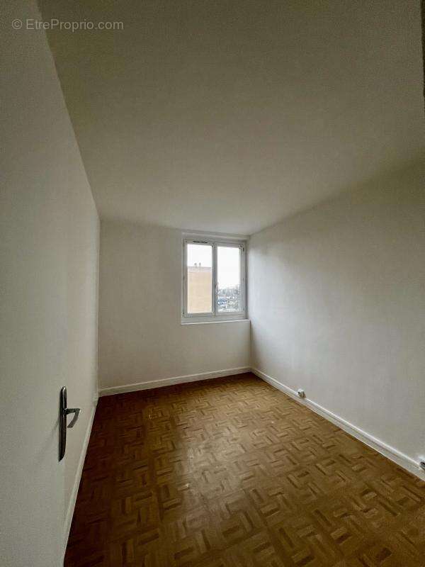 Appartement à ROSNY-SOUS-BOIS