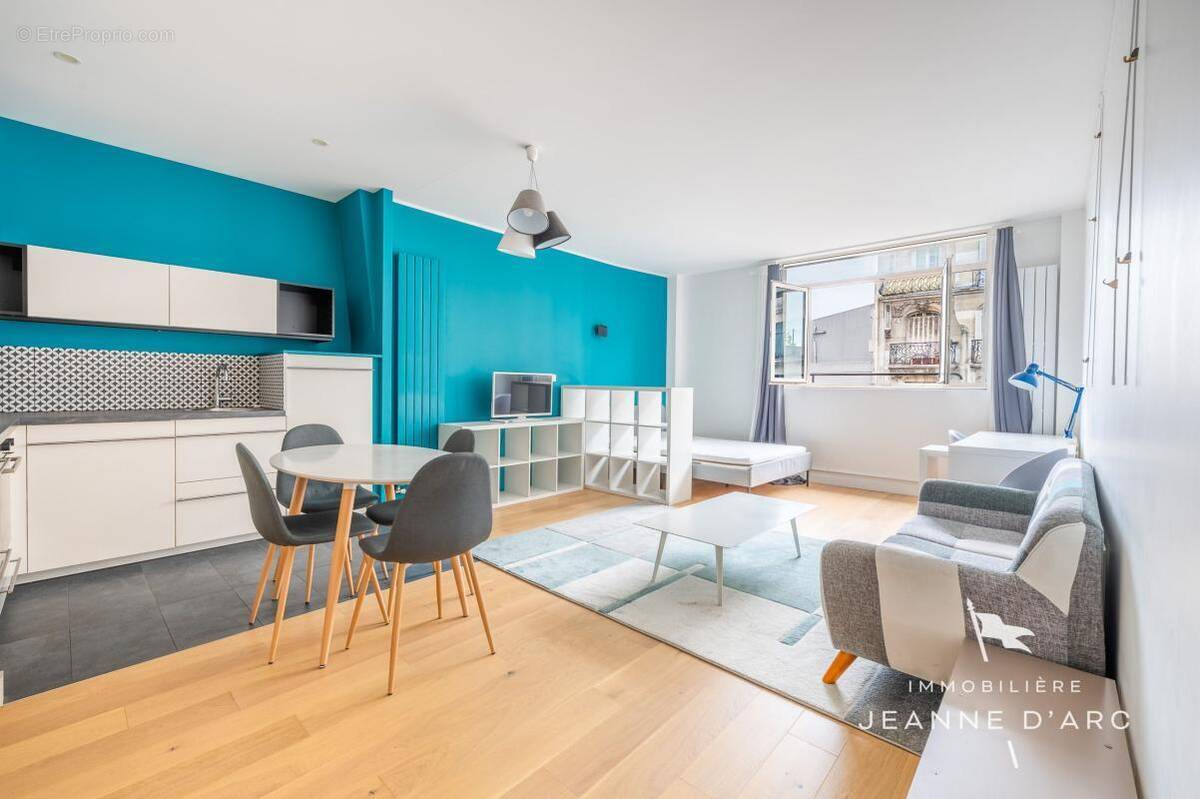 Appartement à PARIS-4E