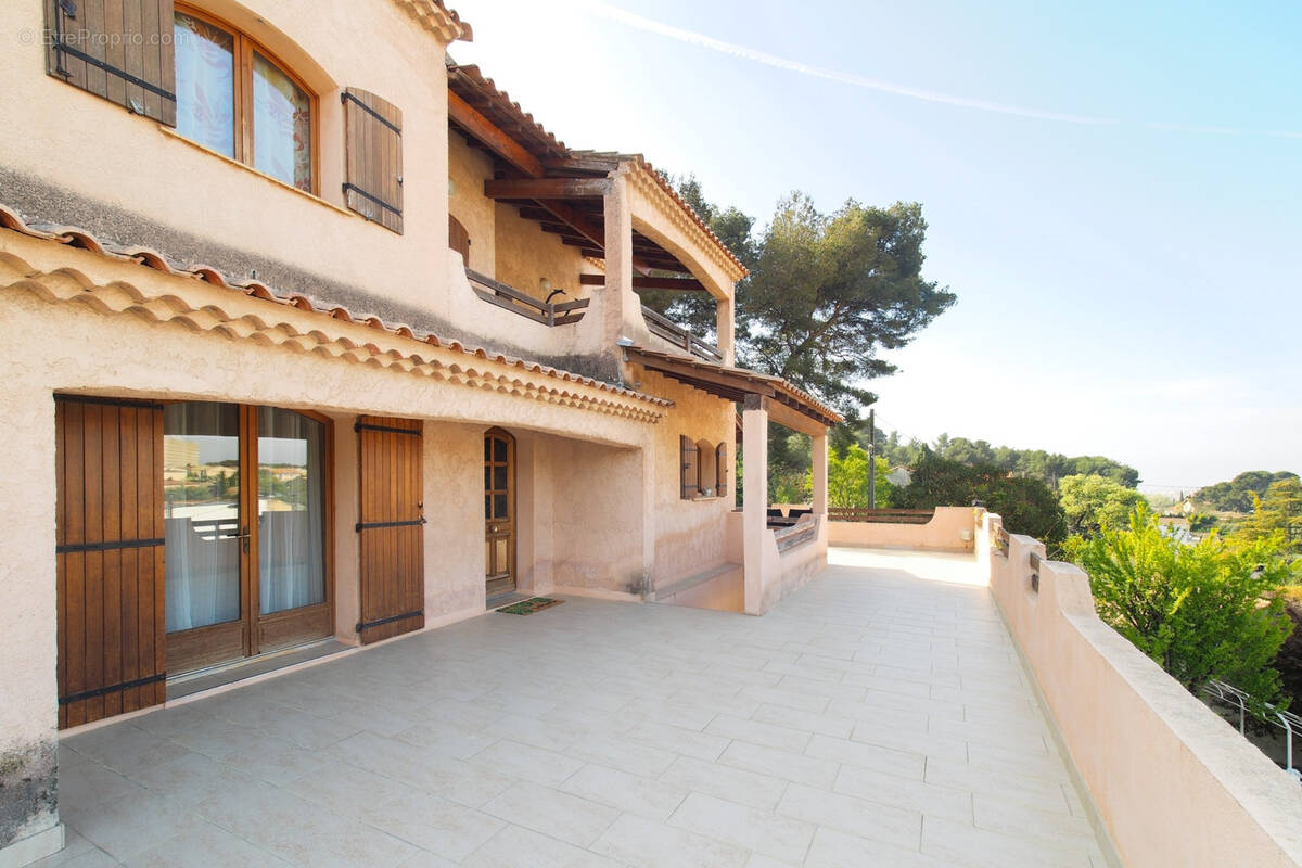 Maison à MARSEILLE-15E